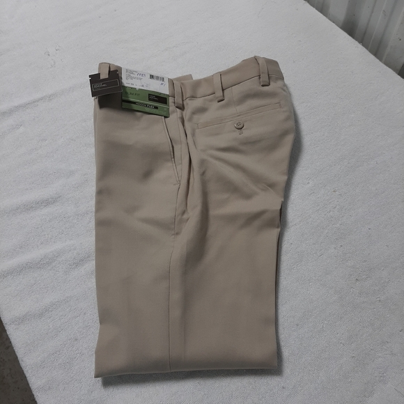 Man's pants - Picture 3 of 8